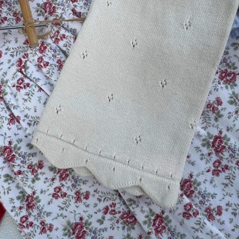 H&M cream knit set with small diamond-shaped embroidery and Peter Pan collar